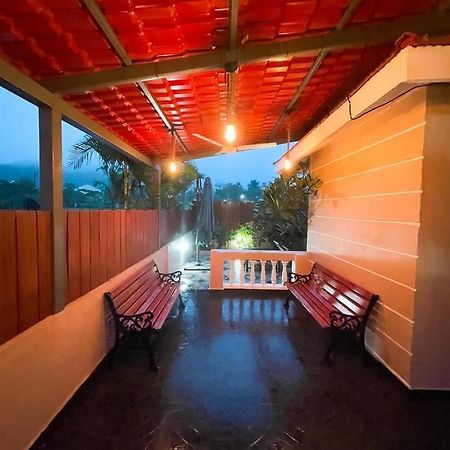 Corner House, Lonavla By Meheru-4 Bhk Villa With Pool Екстериор снимка